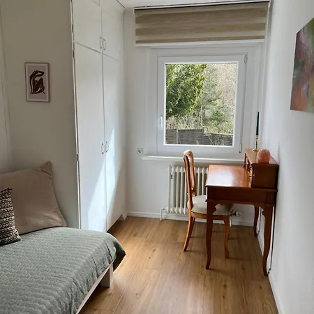Ferienhaus - Zum Findling - Ferienhaus *